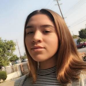 Meet your Posher, Lealani